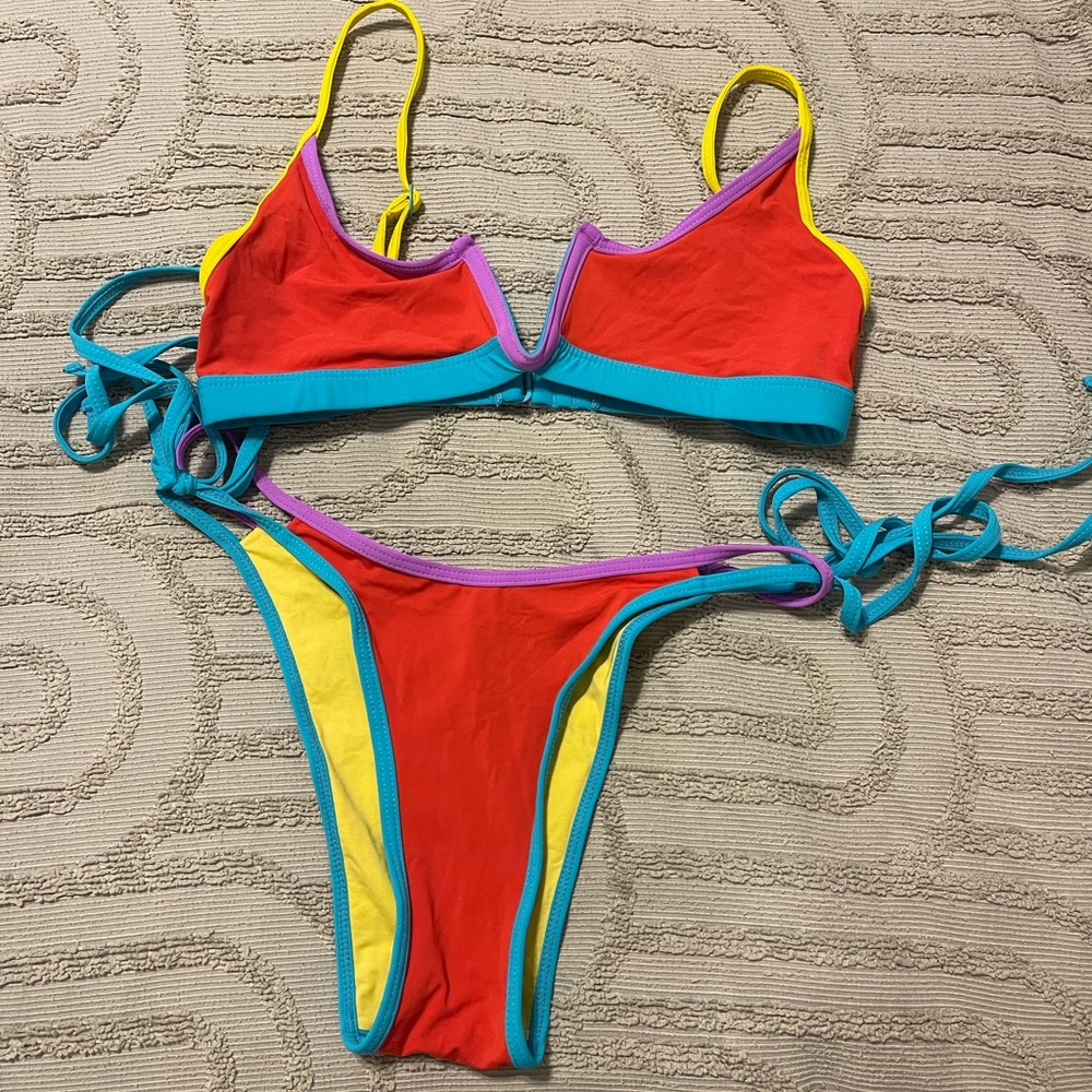 ONE ONE bikini